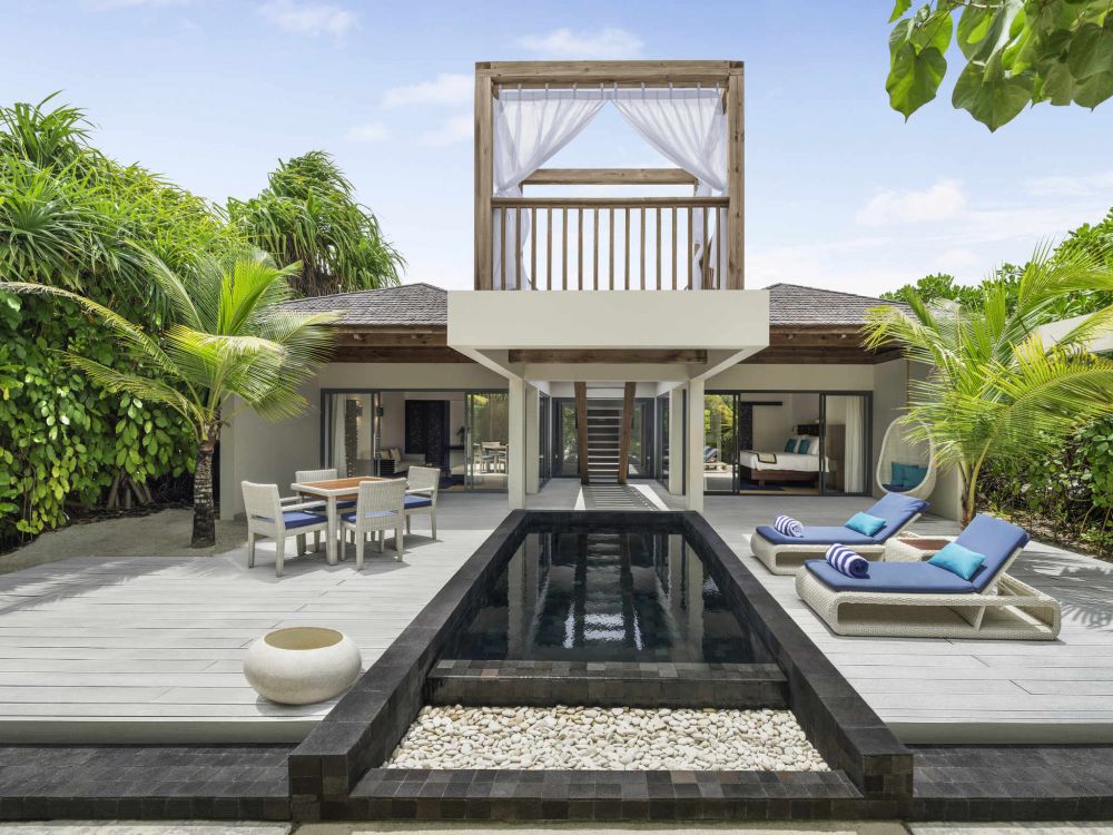 Beach Pool Villa Deluxe, Kuredhivaru Resort and Spa (ex.Movenpick Resort Kuredhivaru) 5*