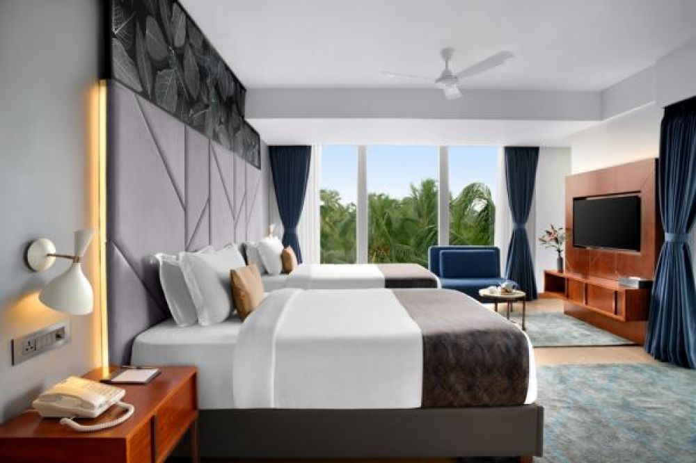 Grande (Family), De Mandarin Candolim 4*