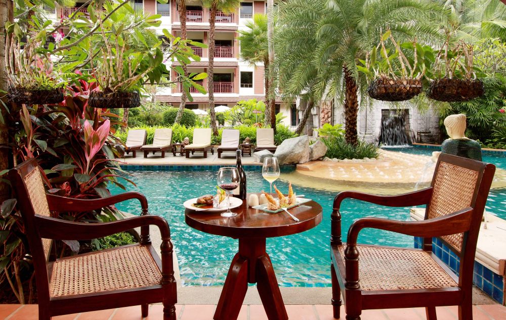 Deluxe Pool Access, Kata Palm Resort & SPA 4*