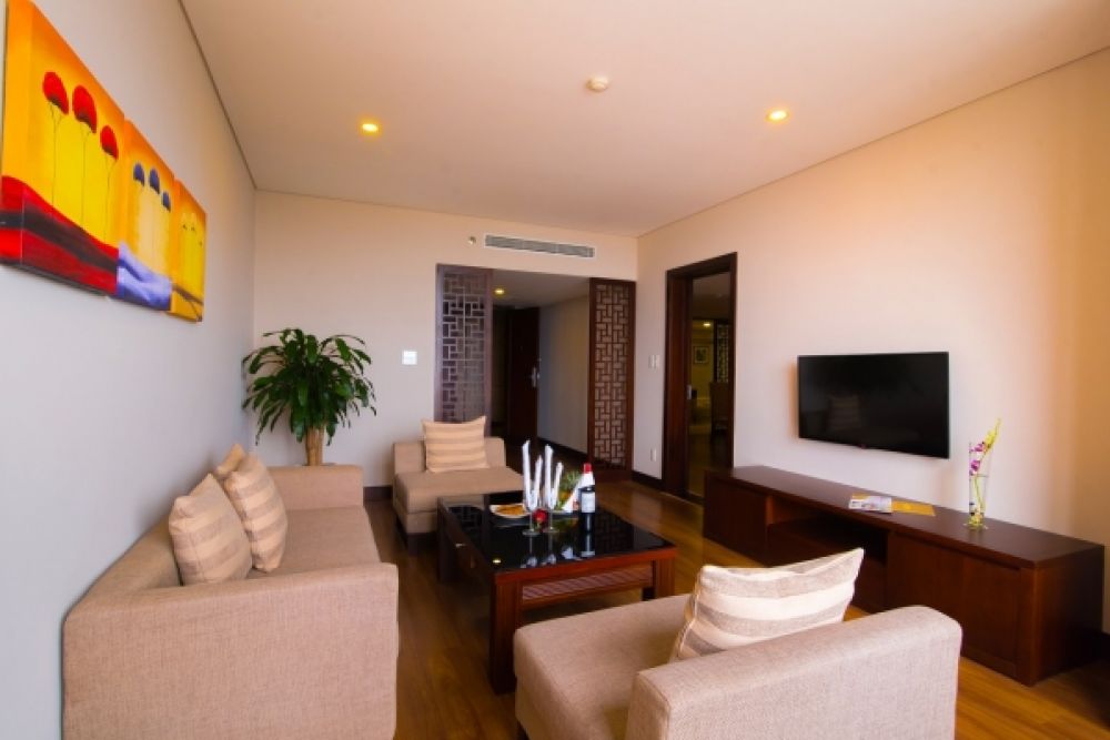 Premier Suite, Minh Toan Galaxy Hotel 4*
