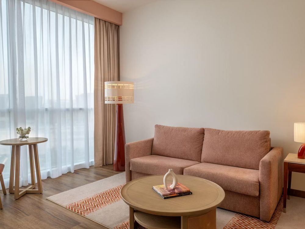 Queen Deluxe Family Plaza View, Yas Plaza Circuit (ex. Centro Yas Island Rotana) 3*