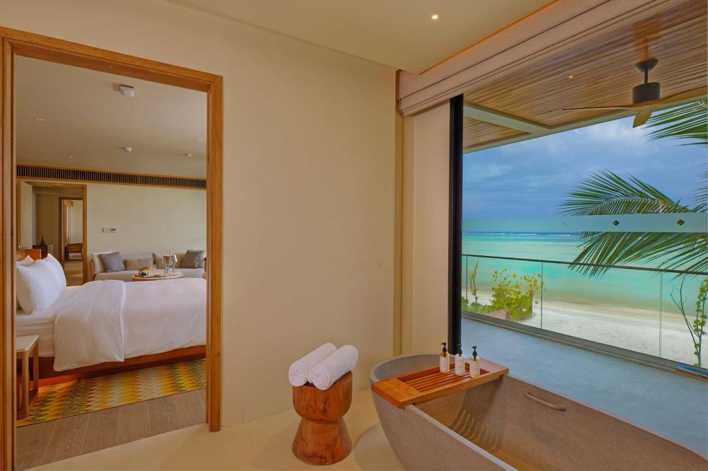 Four-bedroom Beach Villa with Private Pool, Kuda Villingili Resort Maldives 5*