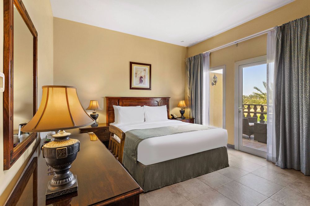 Classic Room, Al Hamra Village 4*