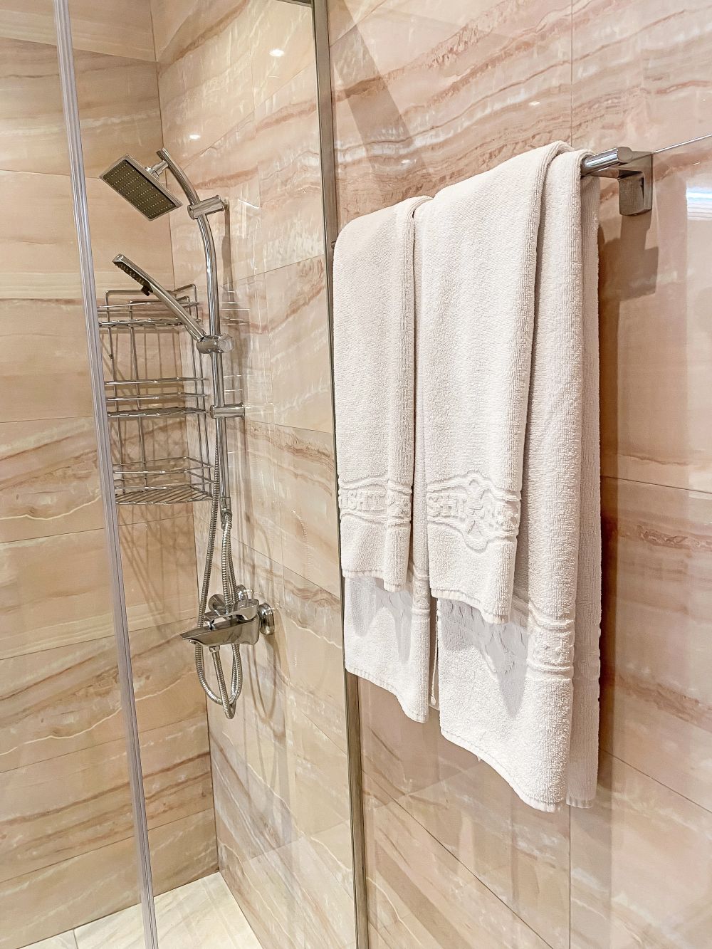Double Promo Room, Argisht Partez 4*