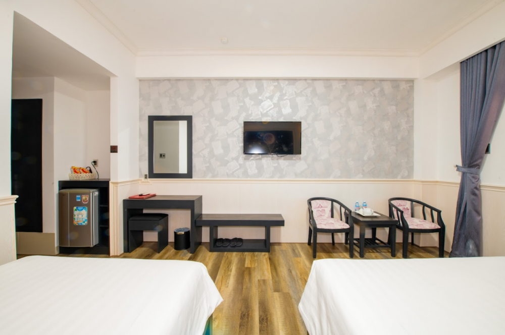 Deluxe SSV/SV, Levan 3*