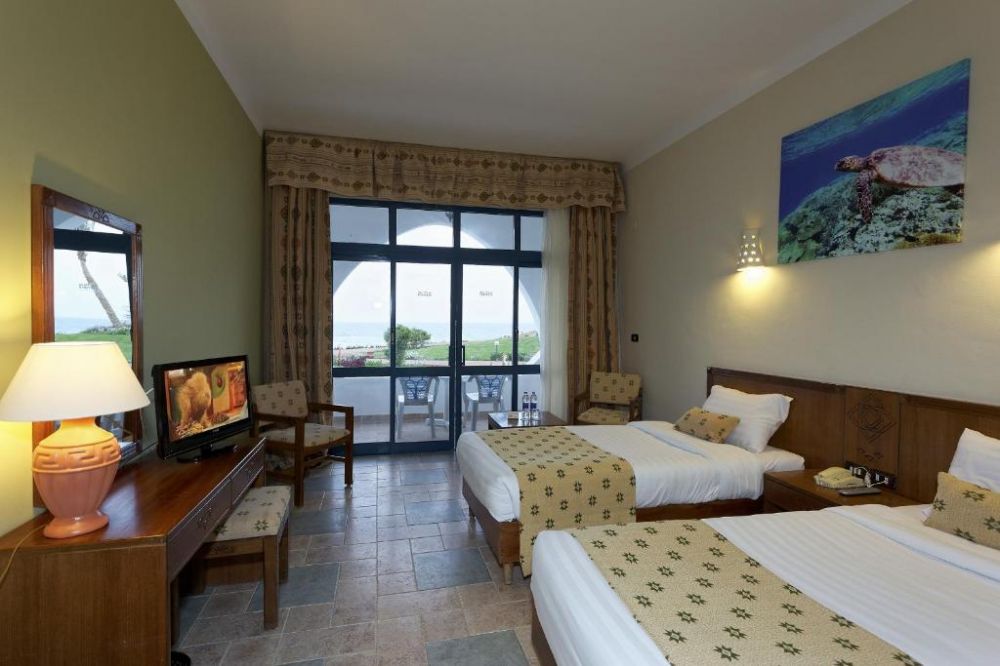 Comfort, Three Corners Equinox Beach Resort 4*