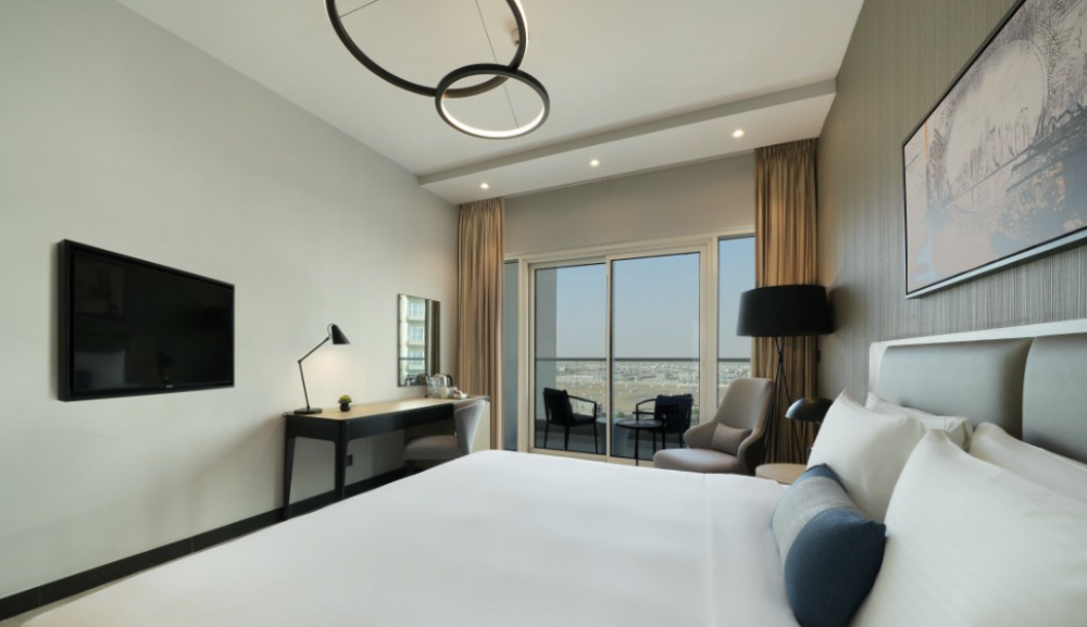 Guest Room, Damac Hills 2 Hotel - Edge by Rotana 3*