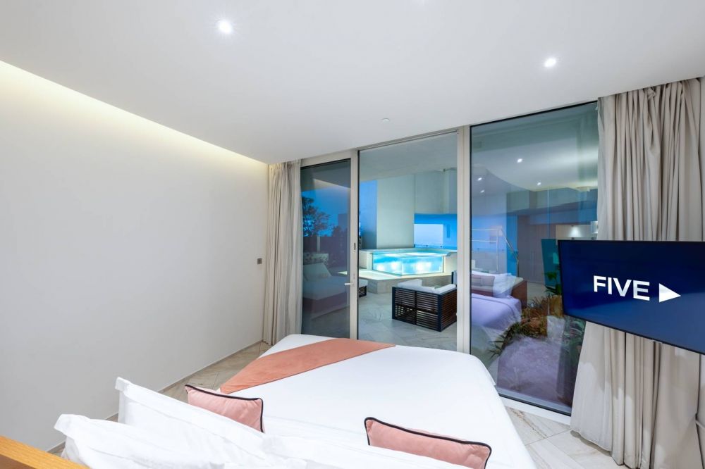 1 BED | Sky Villa w/Pool, Five Jumeirah Village Dubai 5*