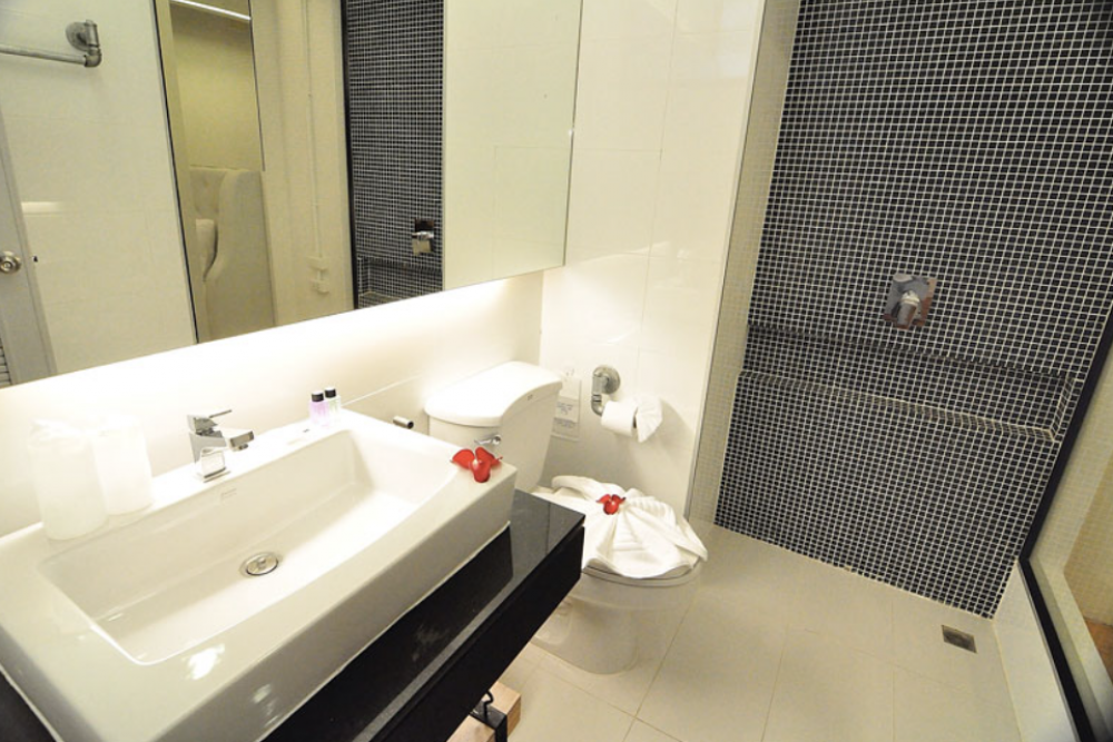 Deluxe Double with Balcony, Forty Winks Phuket 4*