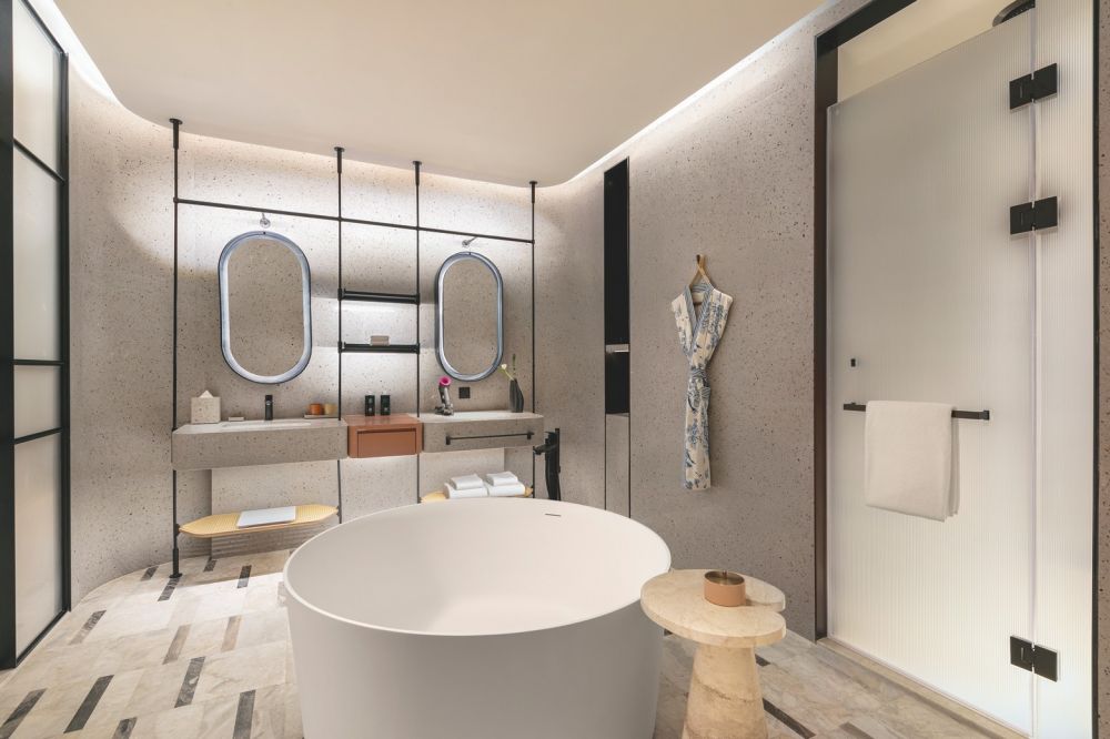 Standard Ocean View, Hotel Indigo Clear Water Bay 5*