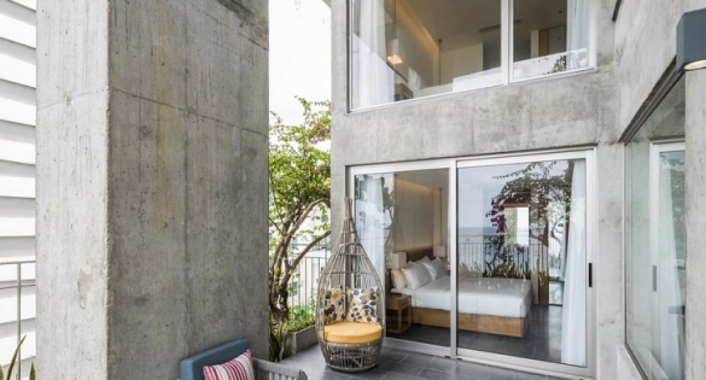 1 Bedroom Luxury Ocean Front Apartment with Balcony, Chicland Hotel 4*