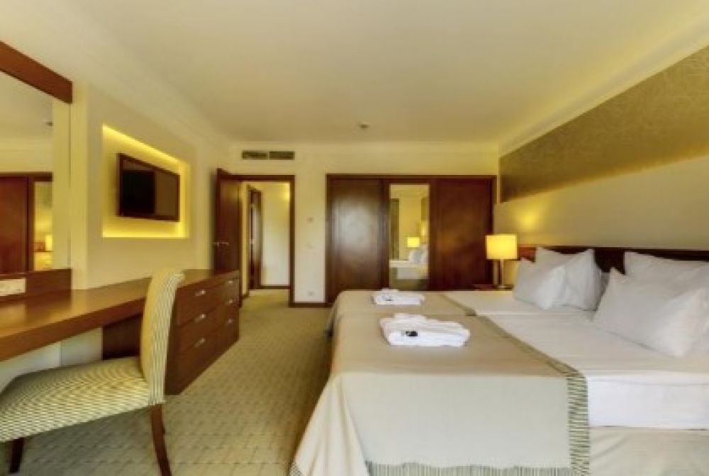 Family Classic Main Building, Robinson Nobilis 5*