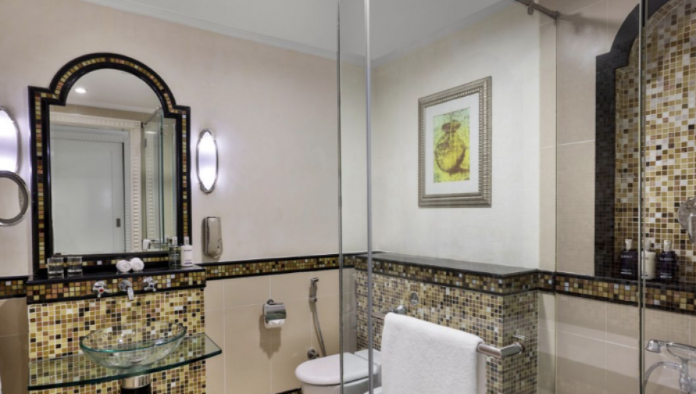 Grand Family Room, Al Habtoor Grand Resort, Autograph Collection 5*