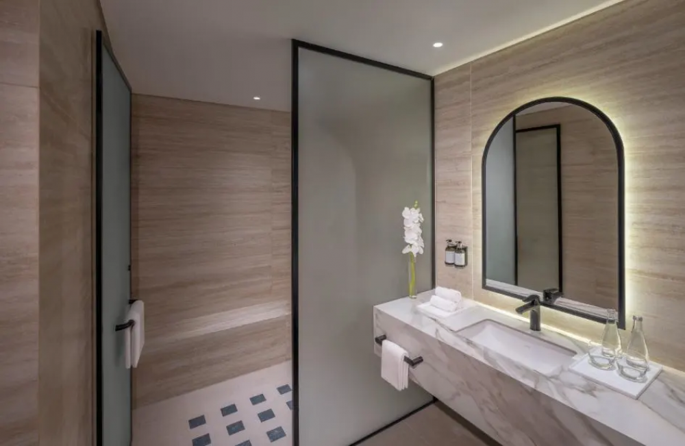 Superior Room, Oaks Ibn Battuta Gate Dubai 5*