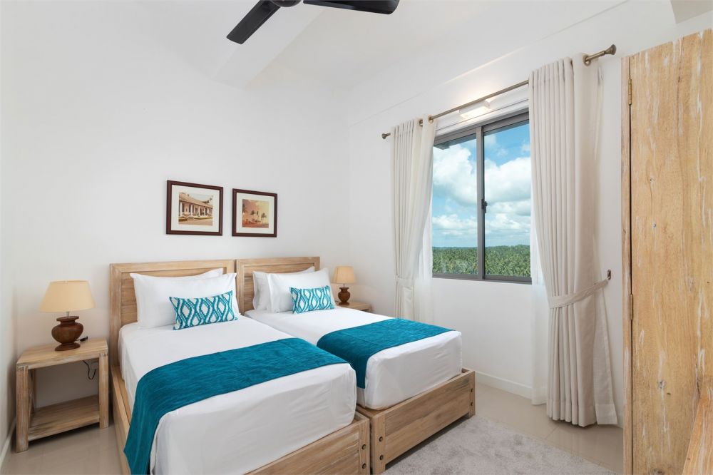 Three Bedroom Partial/Direct SV (Penthouse Partial/Direct SV), Ocean Front Condominium - Galle 4*
