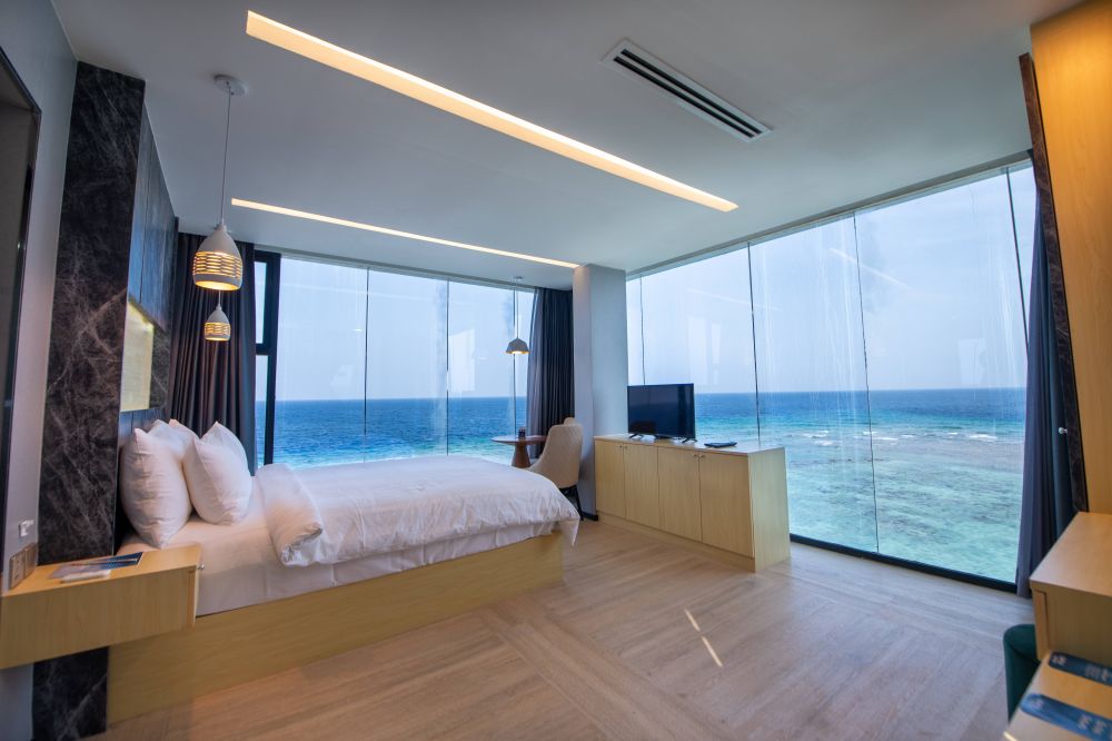 Deluxe Sea View, Swarn by Hawks Hotels (ex. Clarks Exotica Kamadhoo Maldives) 4*