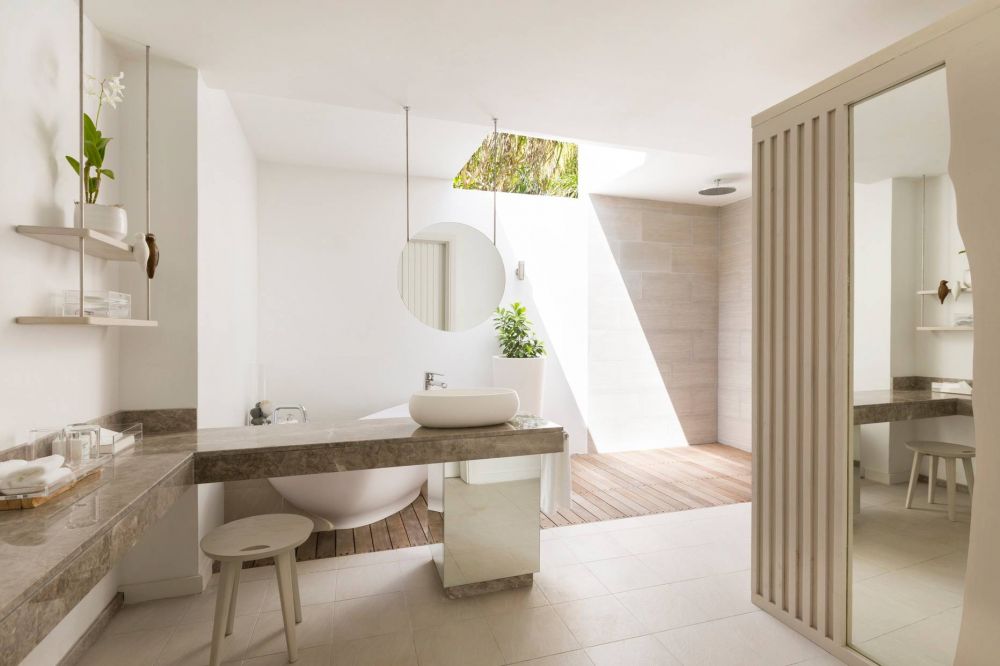 Family Lagoon Pavilion, LUX* South Ari Atoll 5*