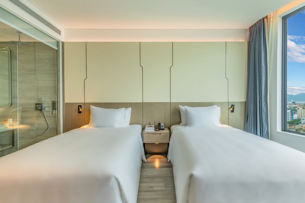 Deluxe Partial Sea View, Awaken Danang 5*