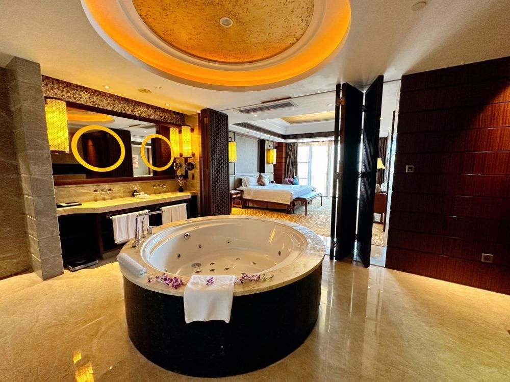 President Suite, Crowne Plaza Danang 5*