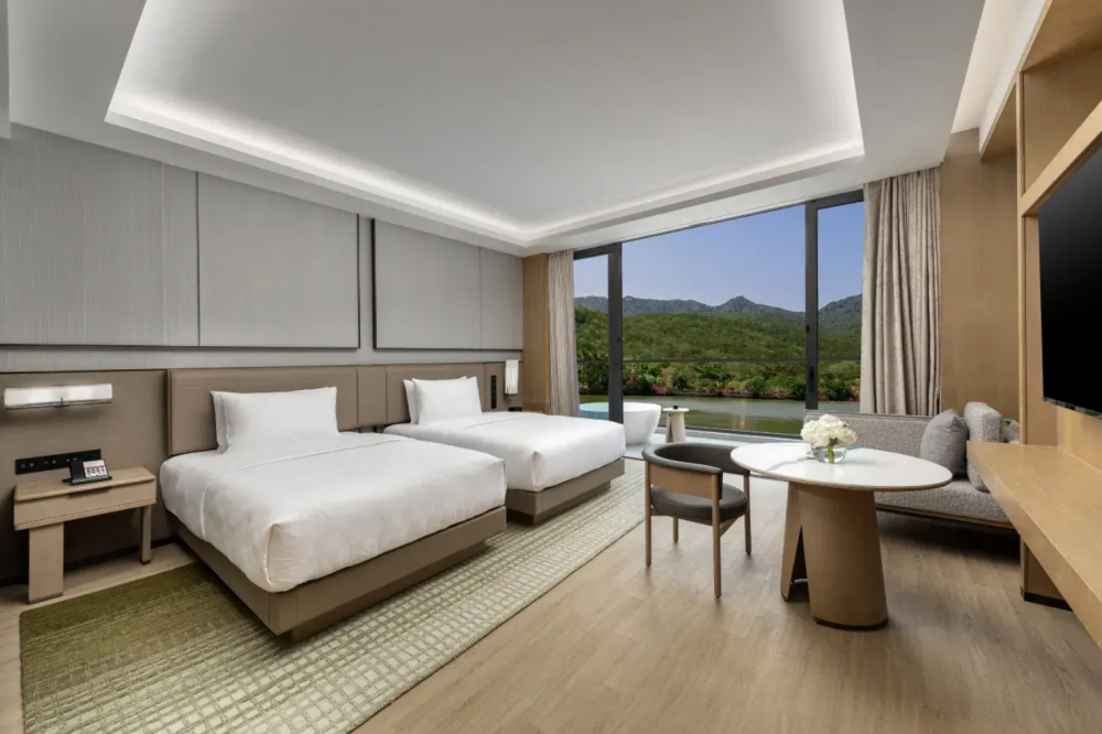 2 Bedrooms Villa (closed 2 bedrooms in a 4 bedroom villa), Hualuxe Sanya Yalong Bay Resort 5*