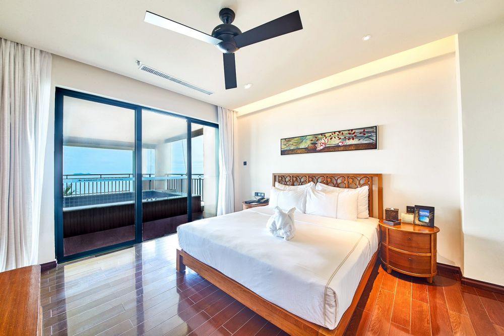 Elite Ocean View Suite, Ocean Sonic Resort Sanya 5*