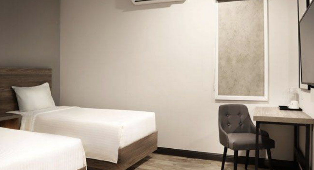 Premier Room, ACES Hotel 3*