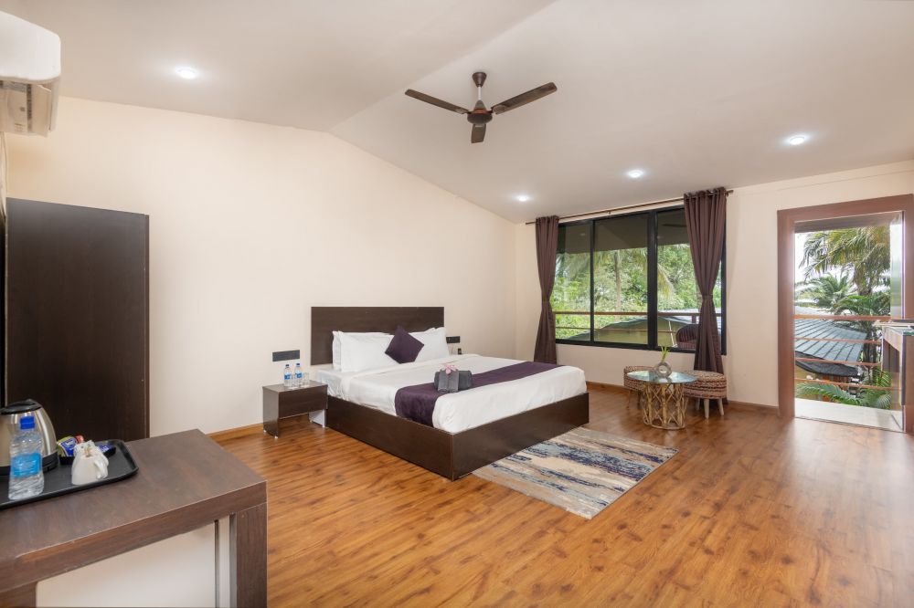 Carnation, Amadi Beach Front Resort 4*