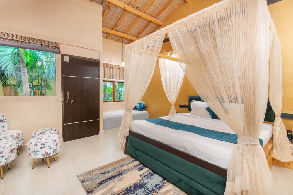 Sunflower, Amadi Beach Front Resort 4*