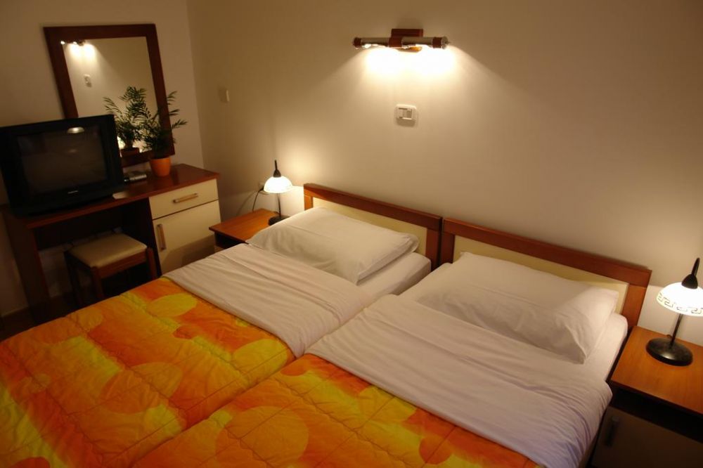 Suite, Fineso 3*
