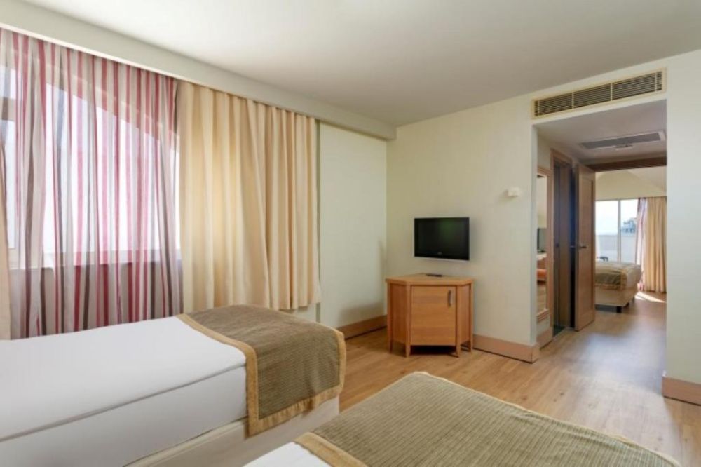 Family Room, DOBEDAN Beach Resort Side (ex. Alva Donna Beach Resort Comfort) 5*