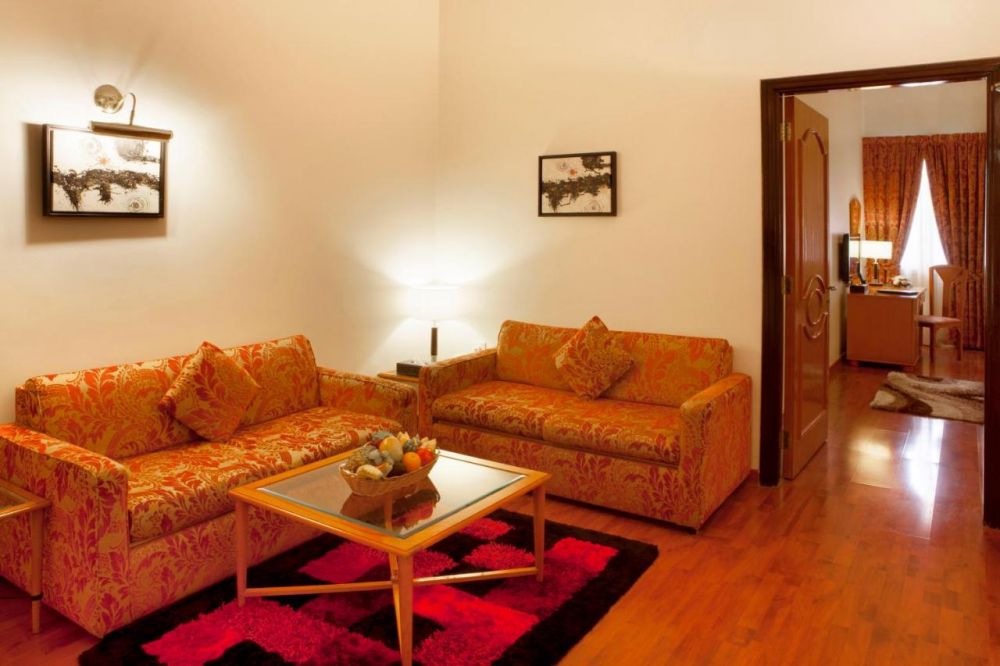 One Bedroom, Landmark Hotel Baniyas 3*