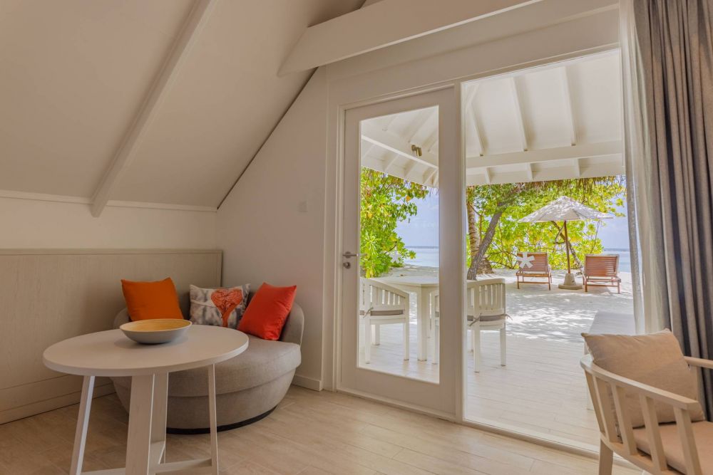 Beach Pavilion, LUX* South Ari Atoll 5*