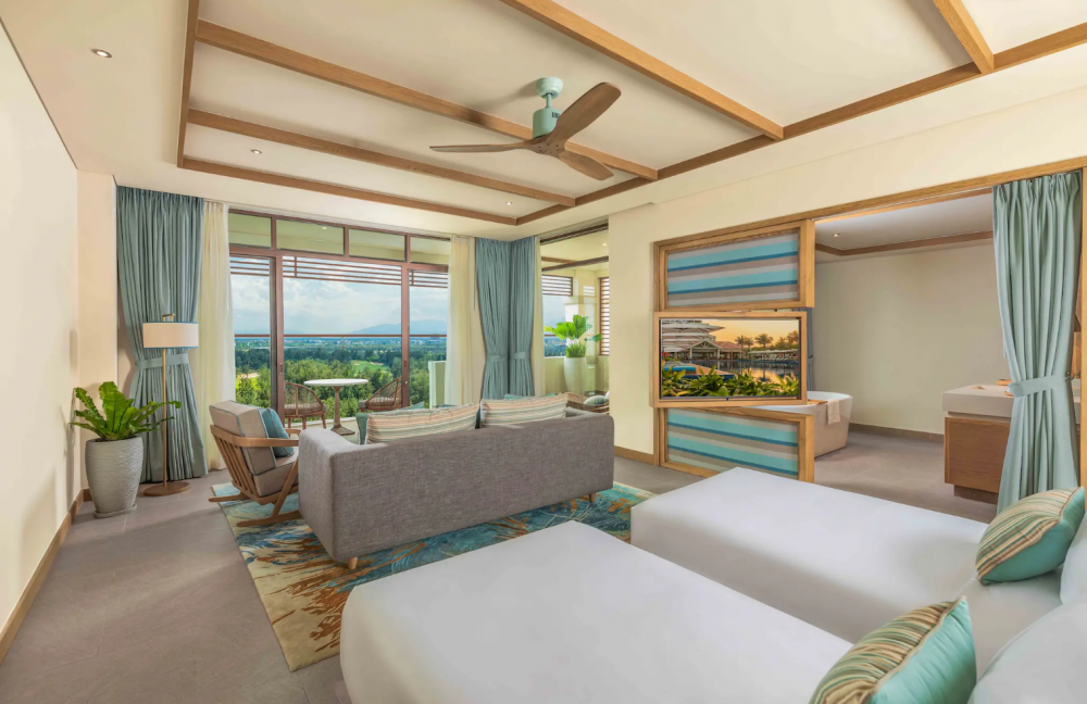 Golf View Suite, Fusion Resort & Villas Danang 5*