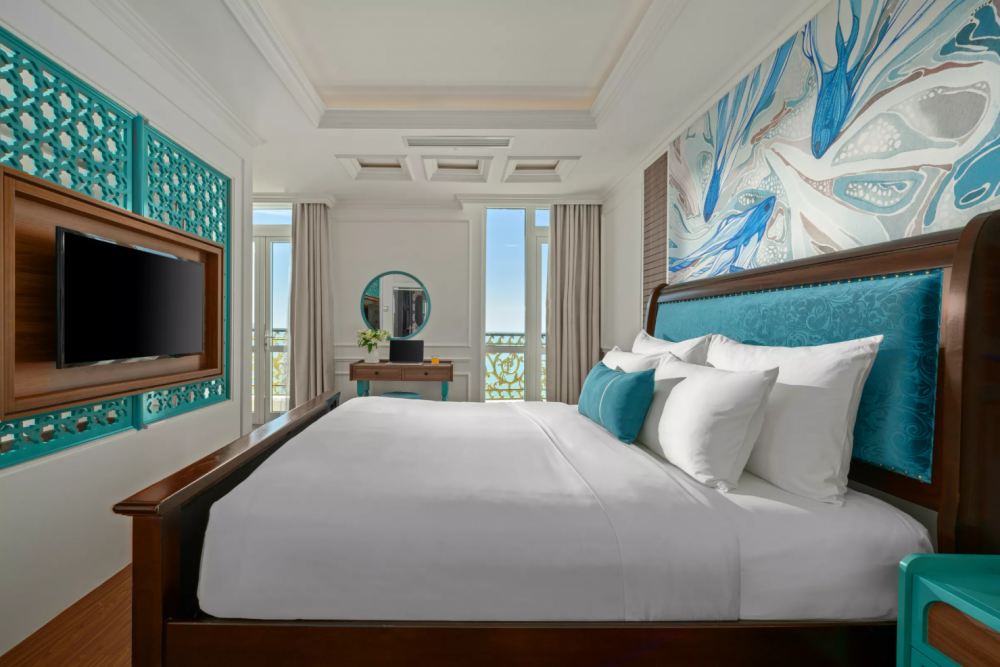 Executive Suite Ocean View with Balcony, Paracel Beach Hotel 4*