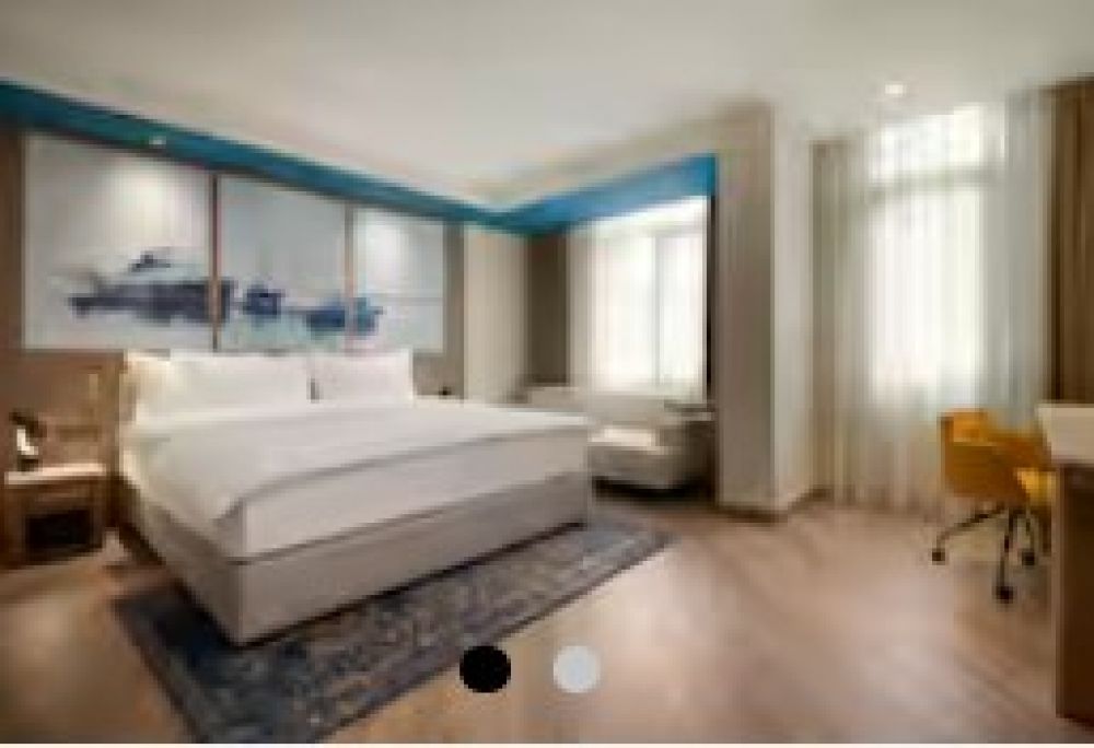 Executive King (Twin) Room, City View, La Quinta by Wyndham Batumi 4*