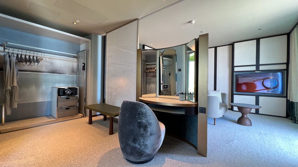 Premier OV Suite, New World Hoiana Beach Resort 5*