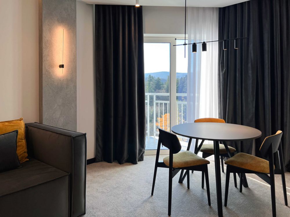 Люкс 1, Ріксос-Прикарпаття (Rixos Prykarpattya) 5*