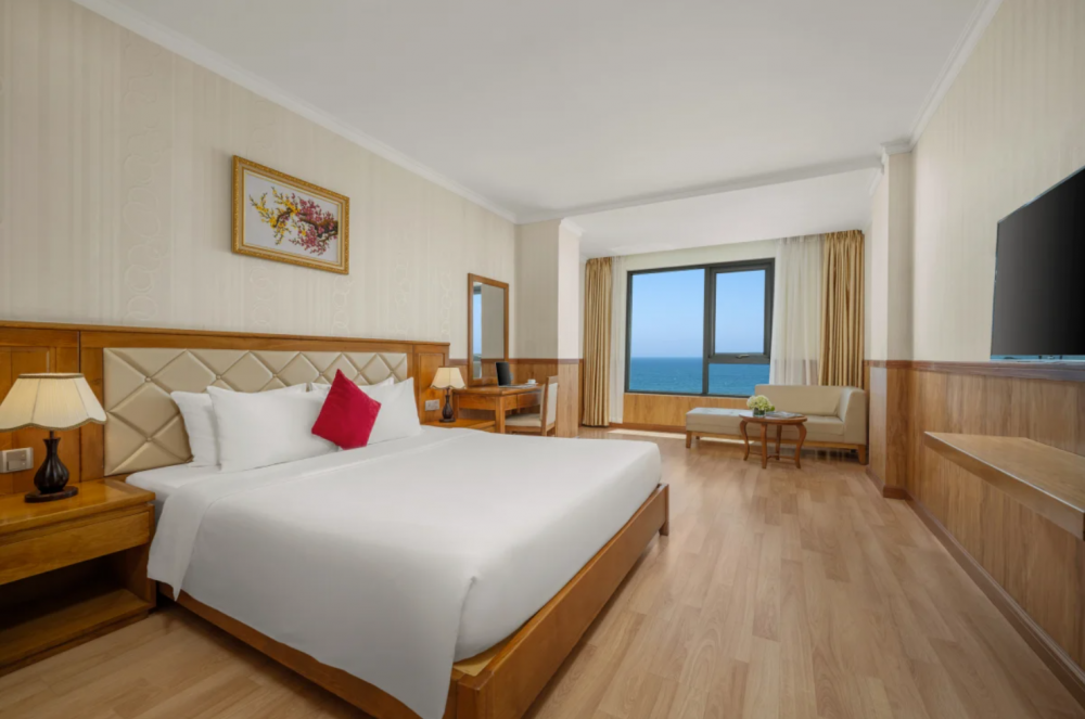 Premium, Serene Beach Hotel Danang 4*