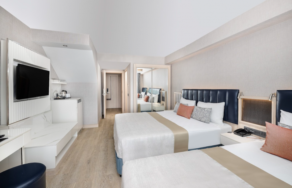 Dublex Family Room, Lago Hotel (ex. Azura Deluxe Resort & Aqua Sorgun) 5*