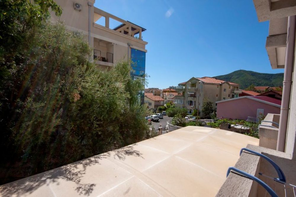 Studio 02, Mare Apartments 3*