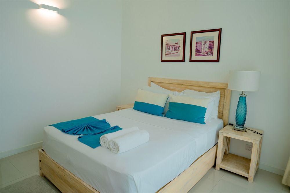 Two Bedroom Suite Partial/Direct Sea View, Ocean Front Condominium - Galle 4*