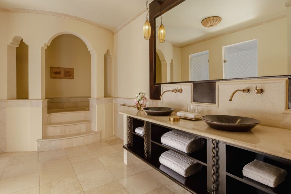 2 Bedroom Suite, Sharq Village & Spa, a Ritz-Carlton Hotel 5*