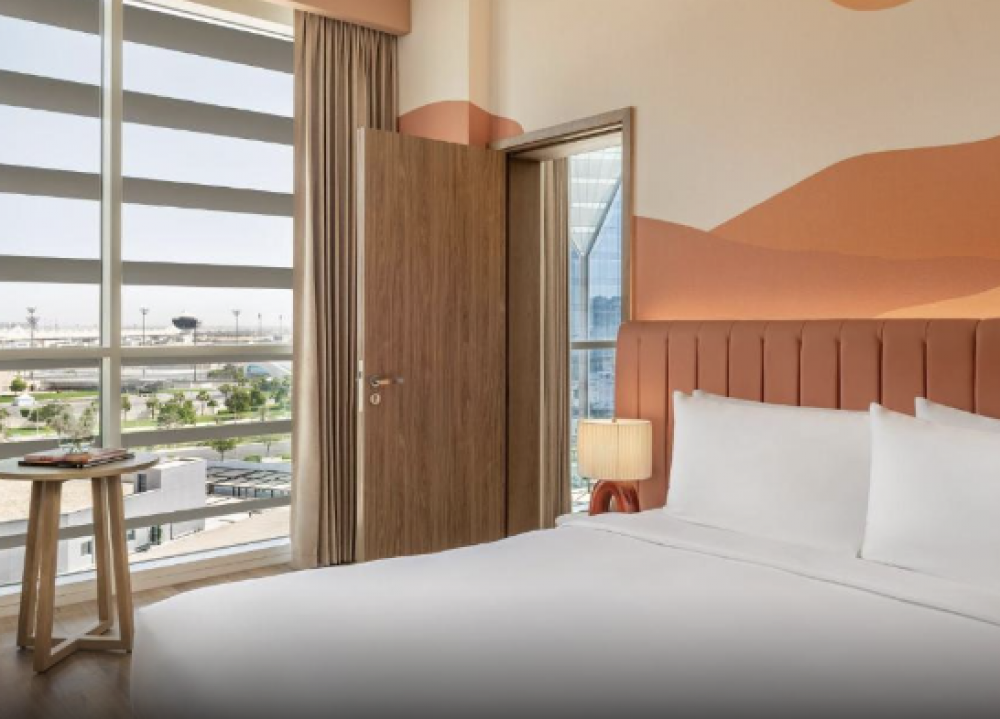 1 Queen Family Suite Plaza View, Yas Plaza Circuit (ex. Centro Yas Island Rotana) 3*