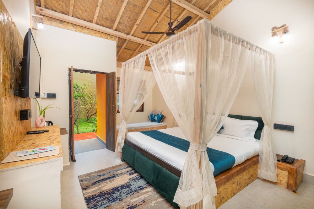 Jasmine, Amadi Beach Front Resort 4*