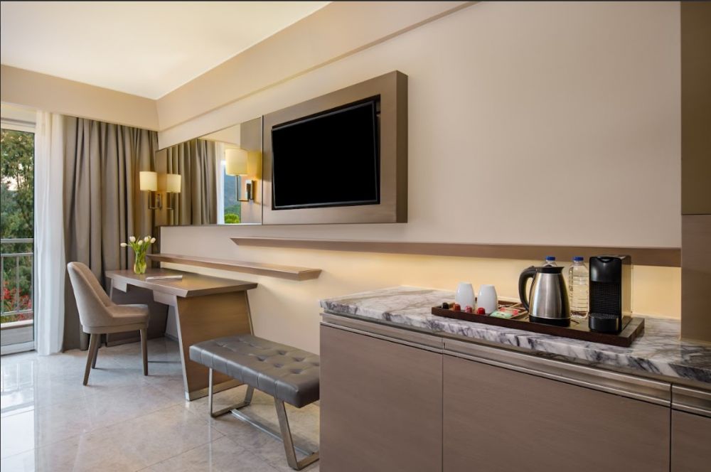 Deluxe LV, Rixos Premium Tekirova 5*