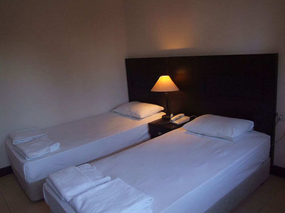 Standard Room, Safir Hotel 2*