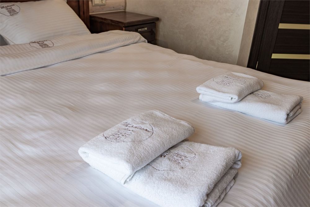Делюкс, Madison Hotel 3*