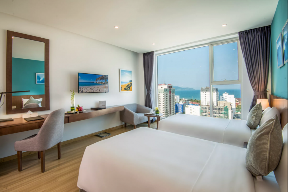 Deluxe, Royal Lotus Palace 4*