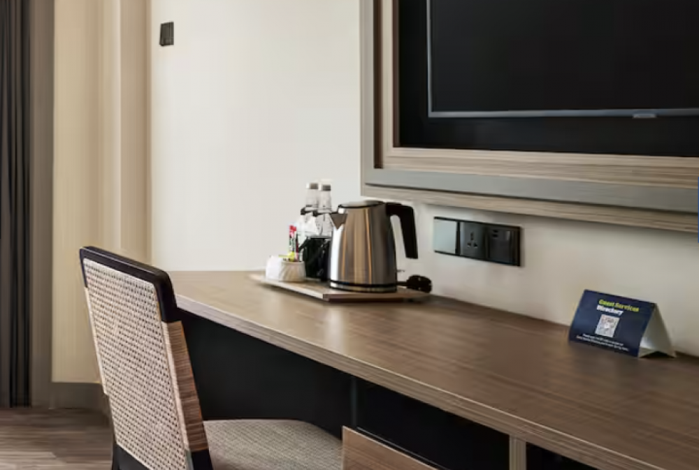 Guest Room Sea View with Balcony, DoubleTree by Hilton Damai Laut Resort 4+