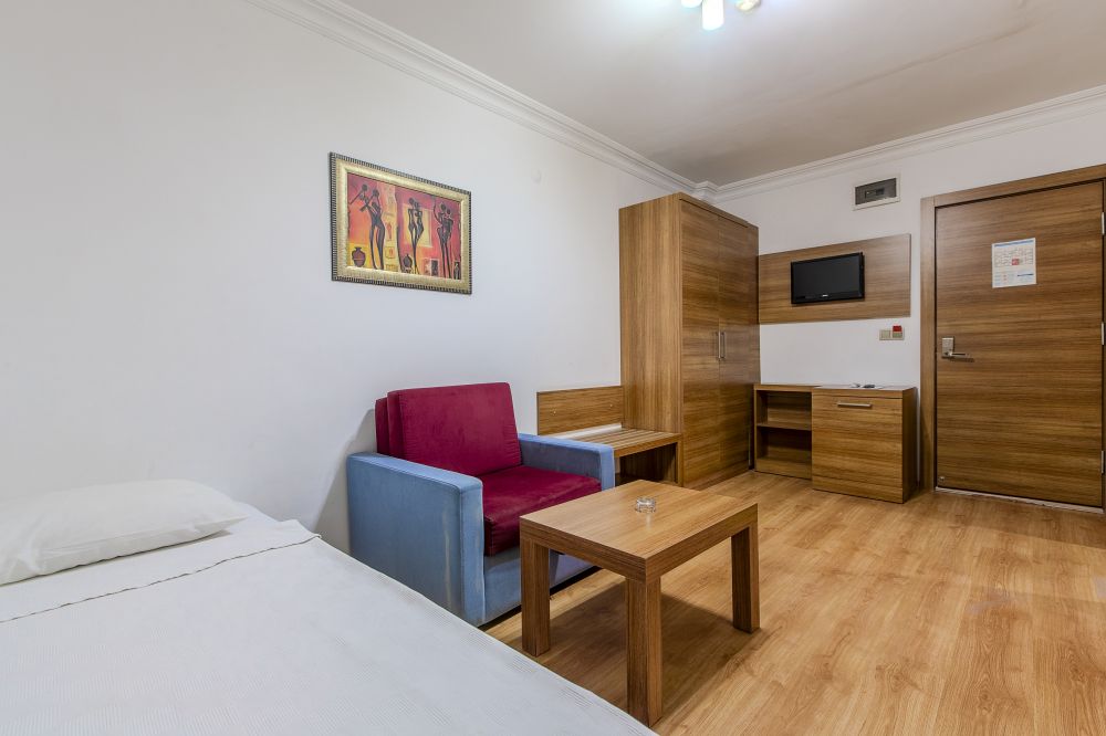 Suite Room, Bonapart Sealine Hotel 3*